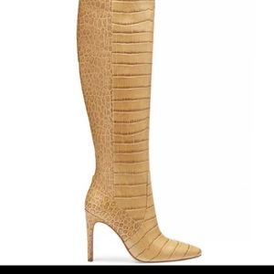 NEW VINCE CAMUTO fendel heeled boots